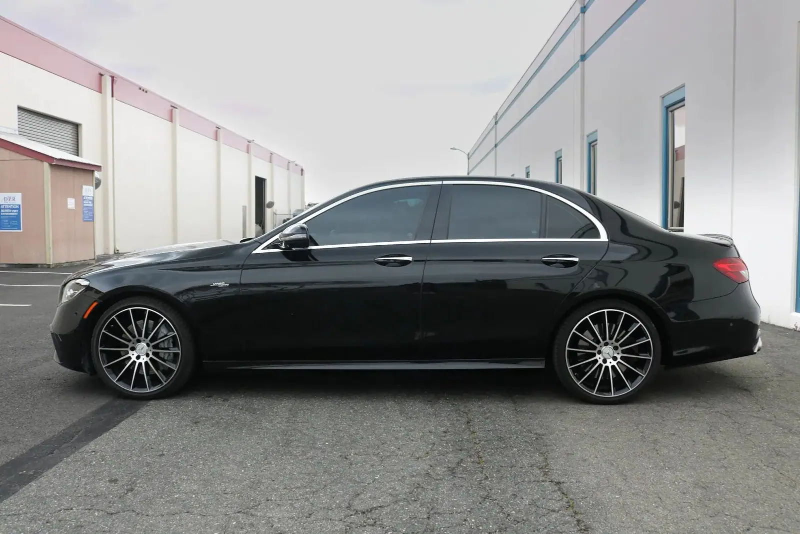 2022 Mercedes-AMG E 53 — photograph 15 of 15