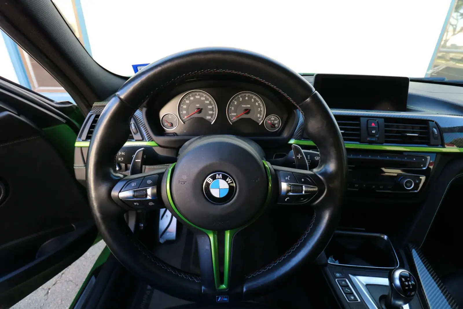 2015 BMW M3 — photograph 8 of 14
