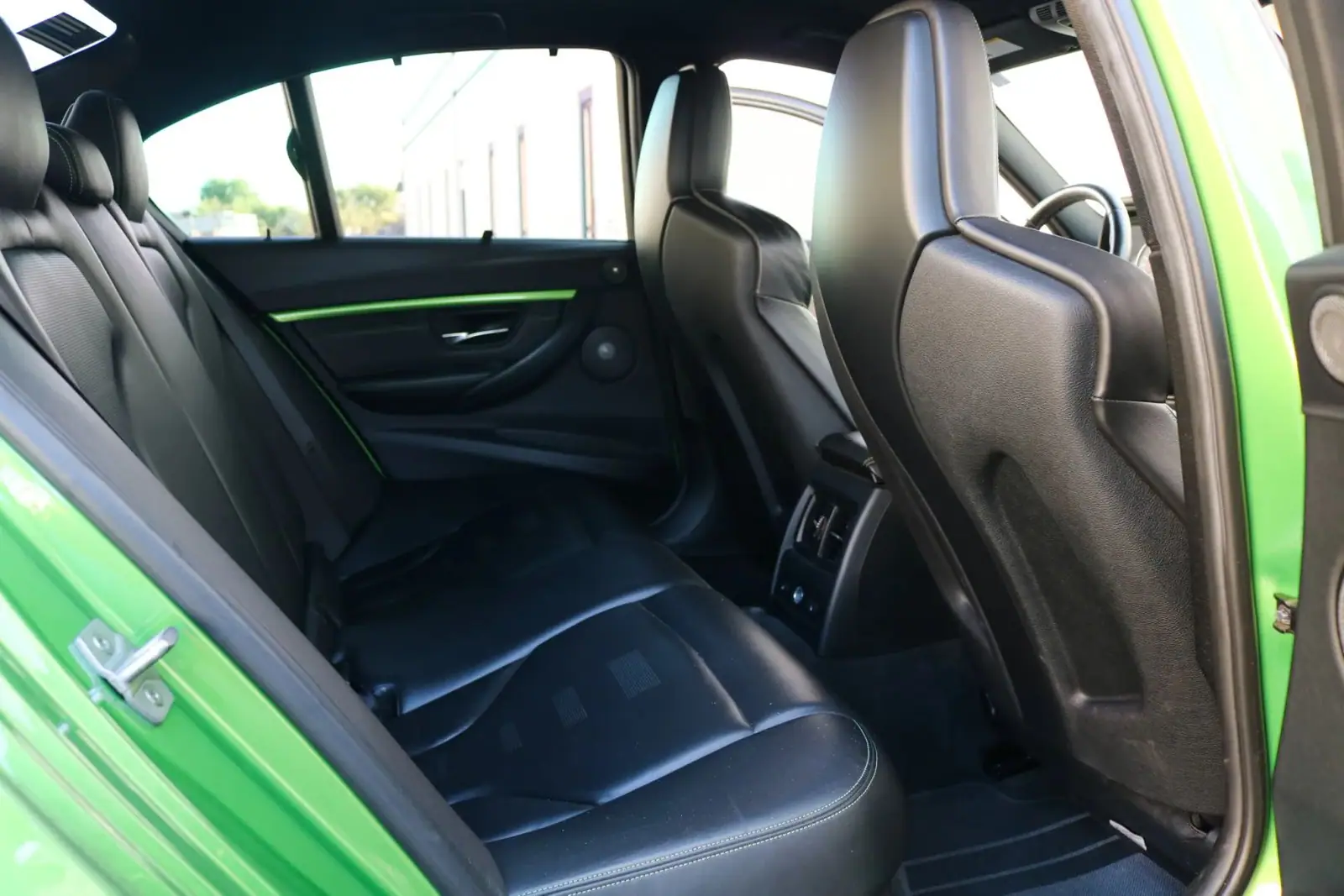 2015 BMW M3 — photograph 11 of 14