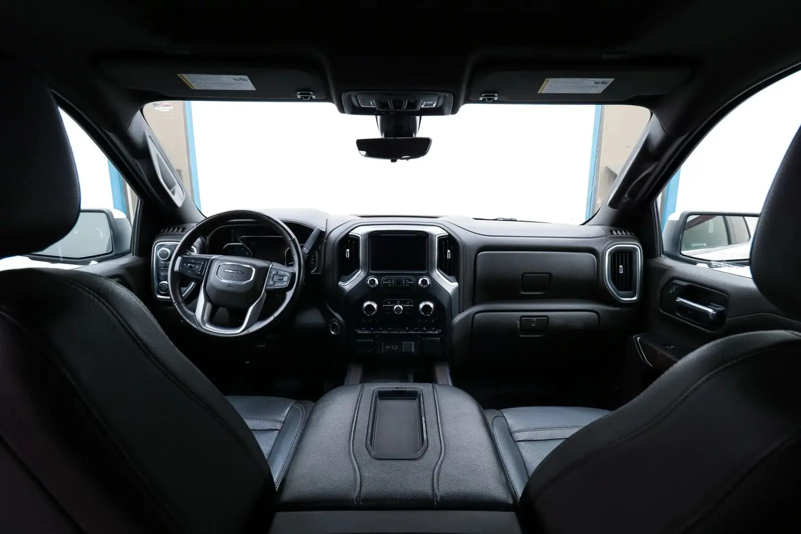 2020 GMC Sierra 1500 Denali — photograph 6 of 15