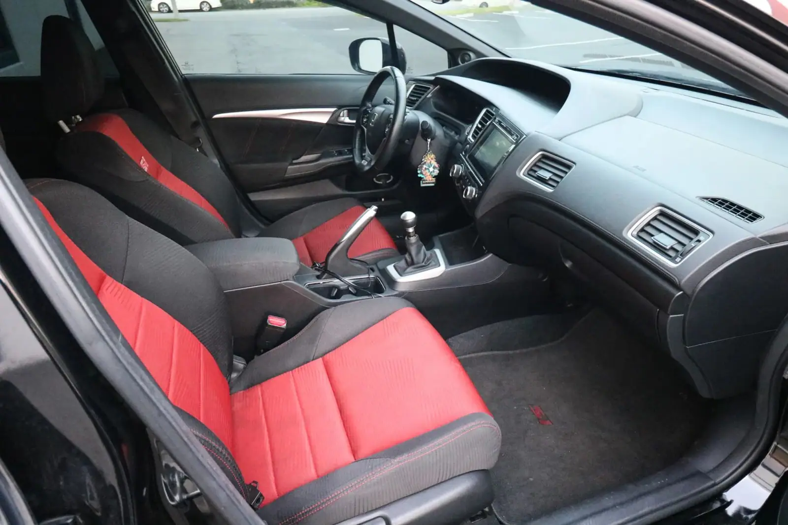 2015 Honda Civic Si — photograph 9 of 15